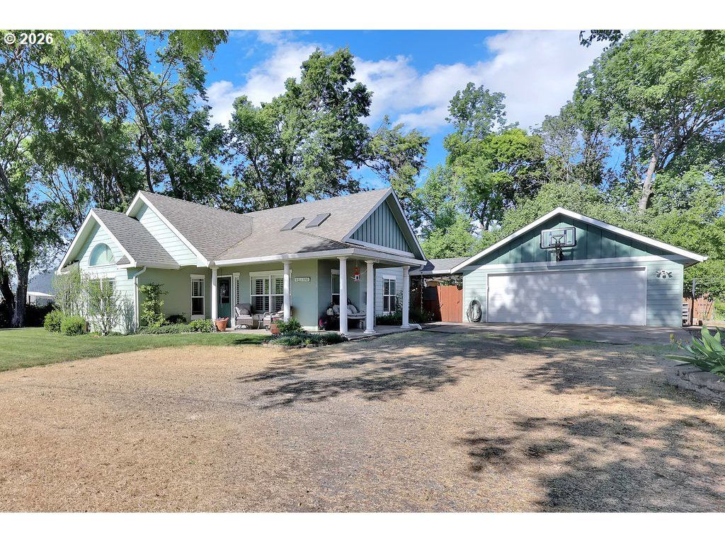 1208 Linn Way, Brownsville