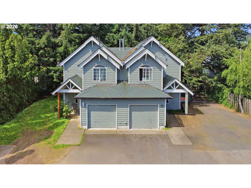 17312 17314 E Burnside St, Portland