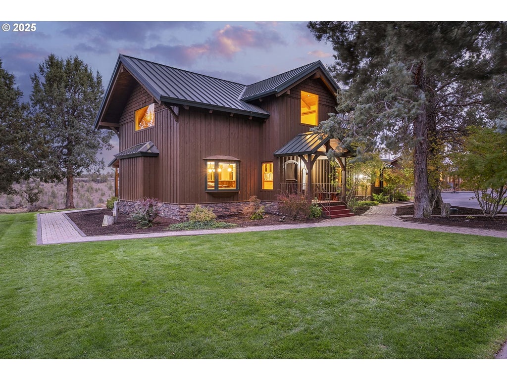 18495 Crawford Tr, Sisters