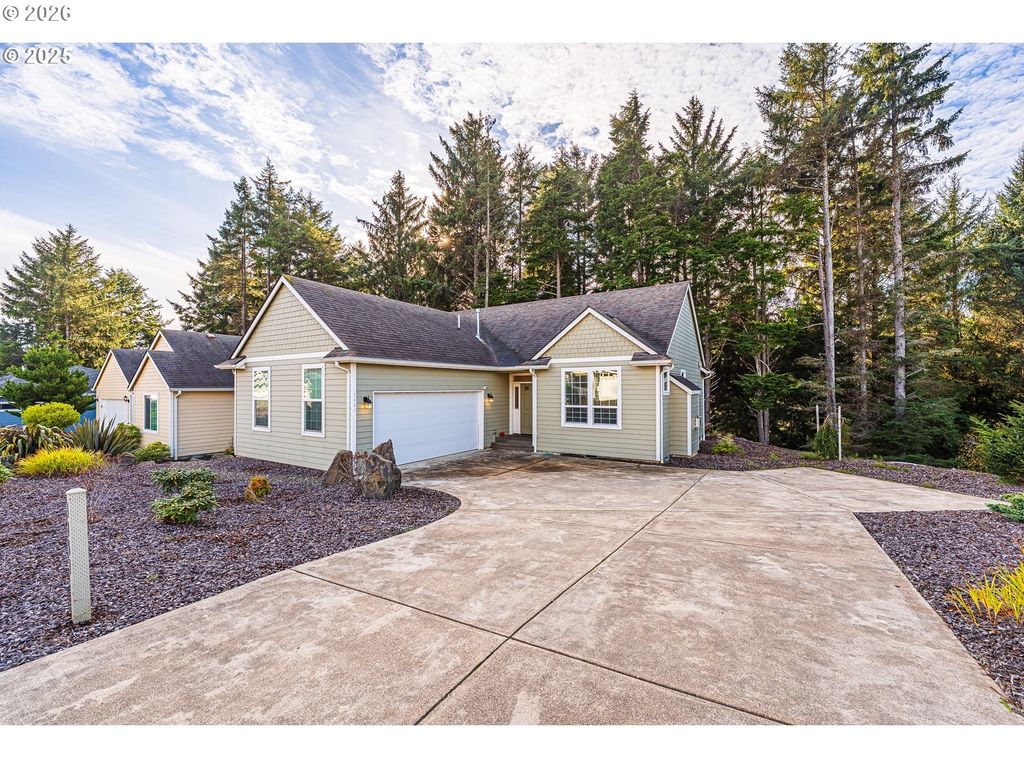 4161 Se Inlet Ave, Lincoln City
