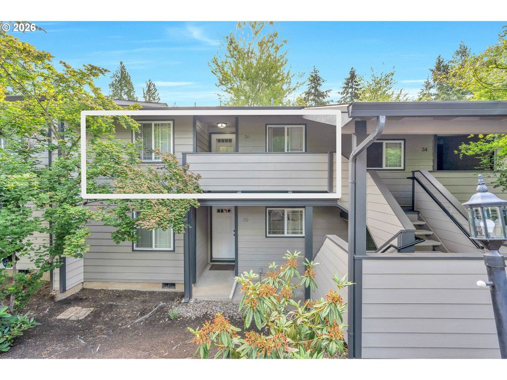 29700 Sw Courtside Dr 36, Wilsonville