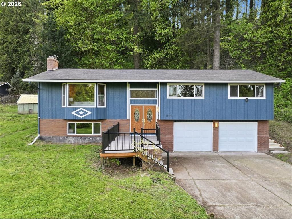 15010 Clackamas River Dr, Oregon City