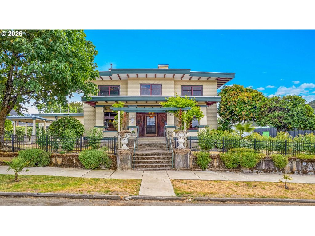 511 Se Mosher Ave, Roseburg