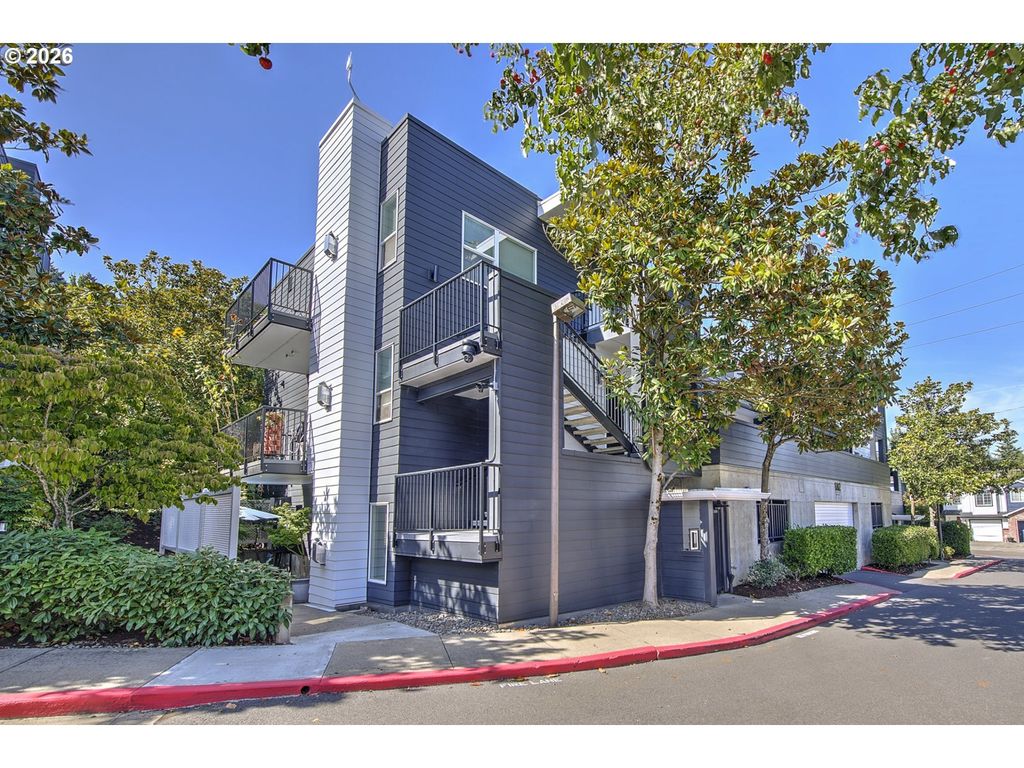 602 S Nevada St D, Portland