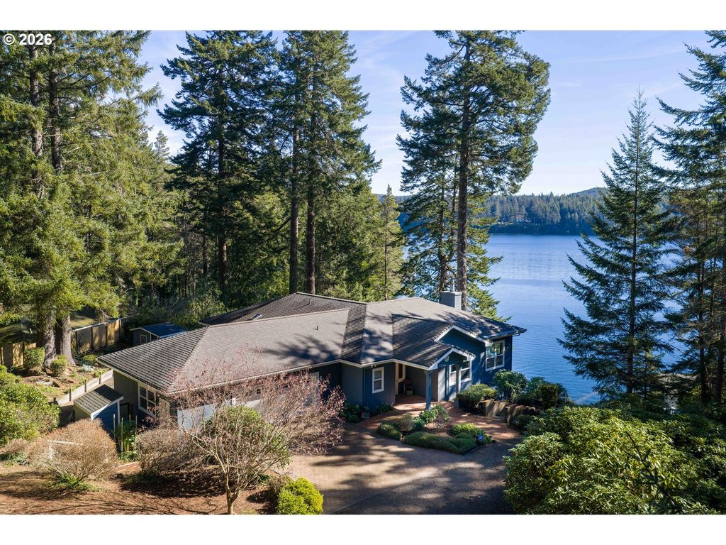 83837 Hwy101, Florence