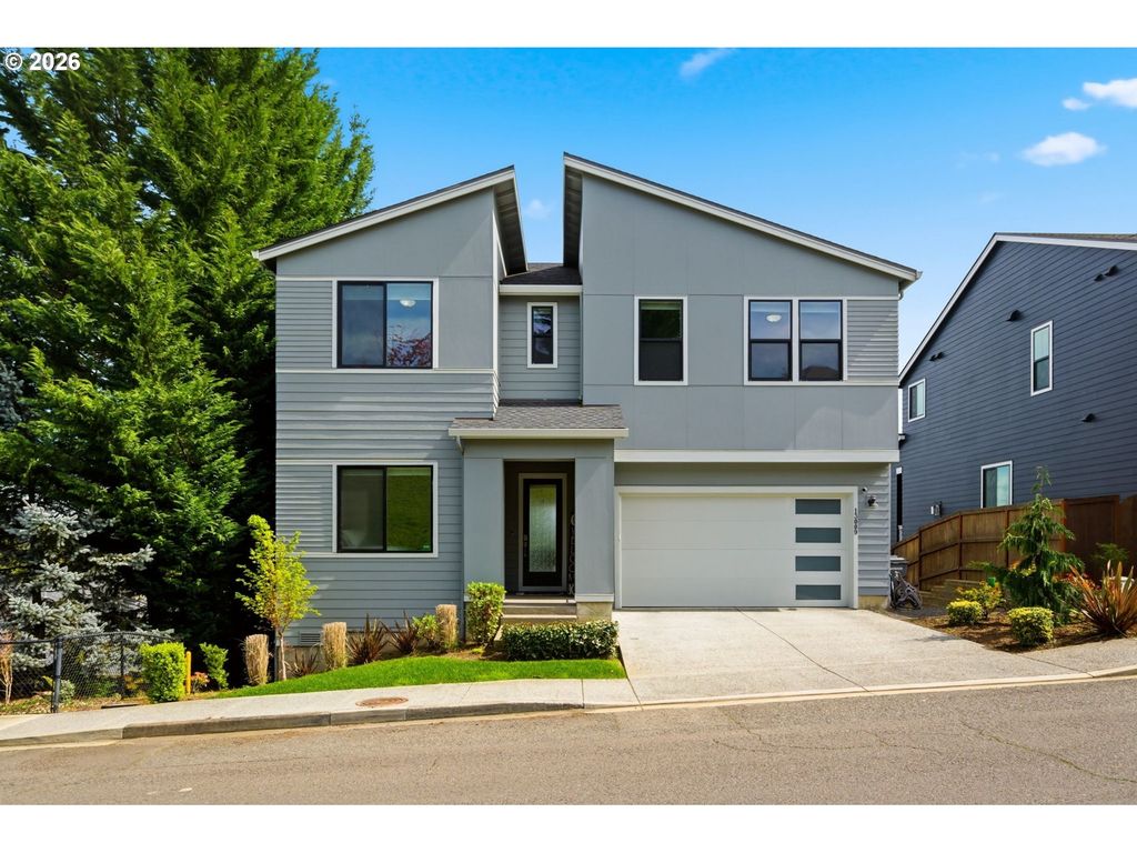13009 Nw 31st Ave, Vancouver