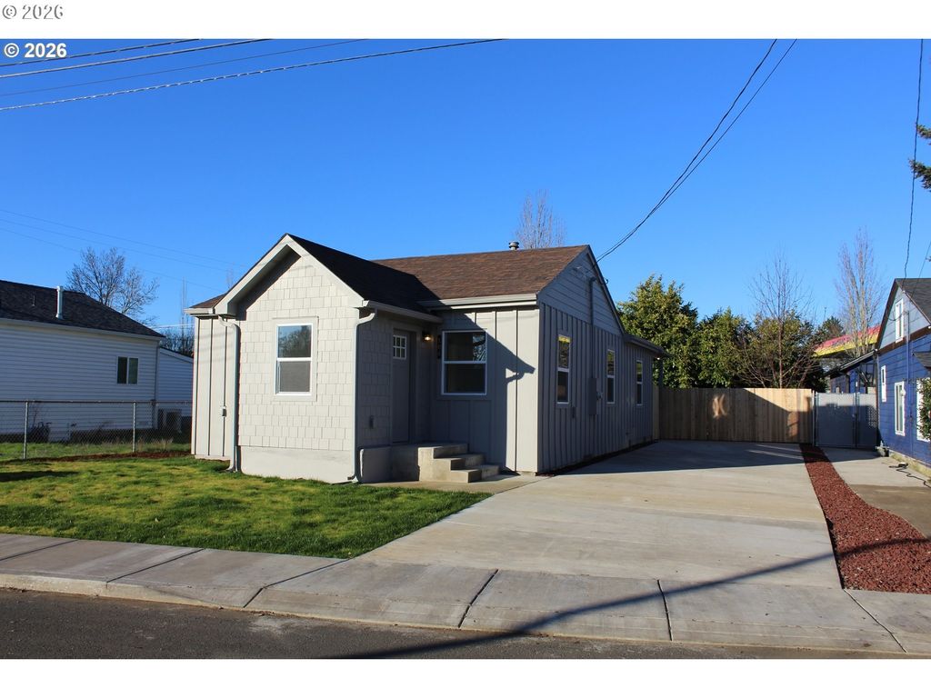 186 Sw Rainbow Ave, Dallas