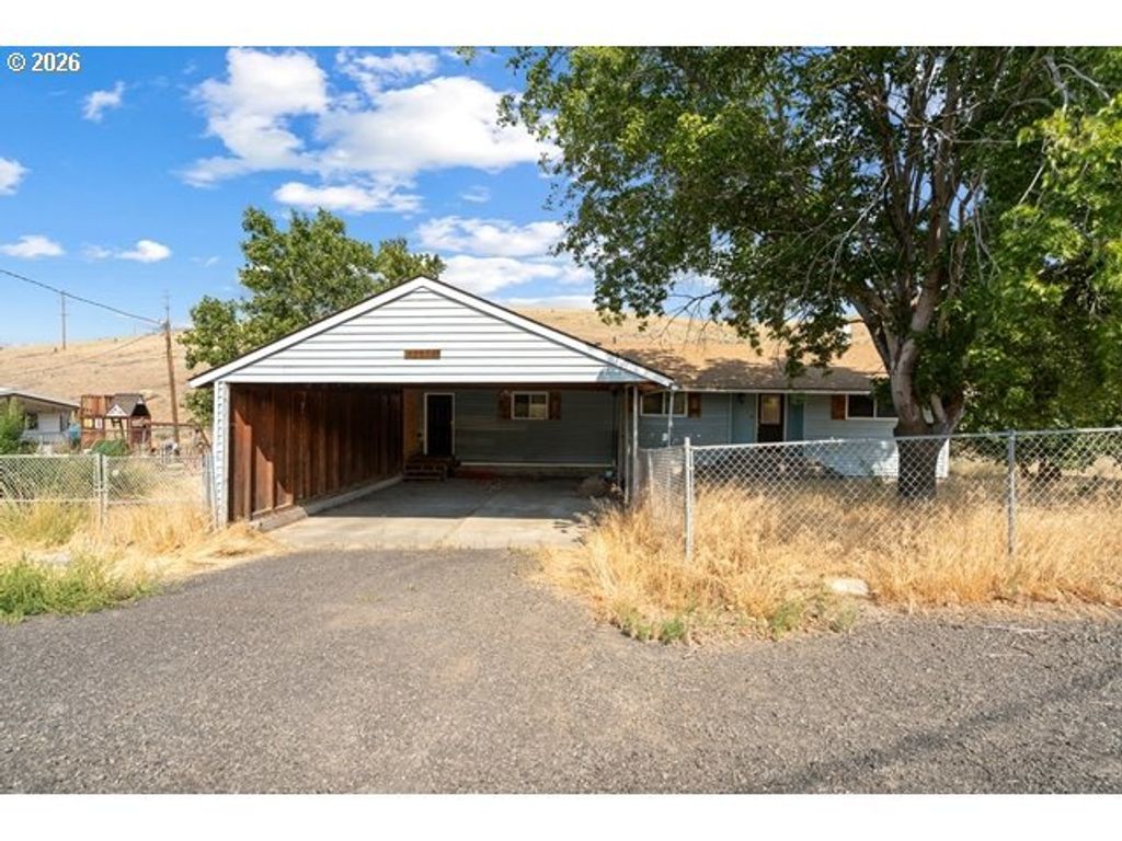 61476 Dee Cox Rd, Heppner