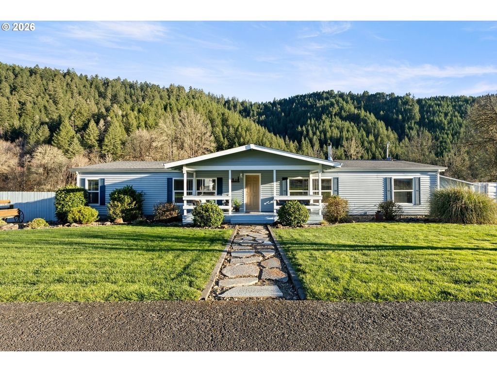 11119 N Myrtle Rd, Myrtle Creek