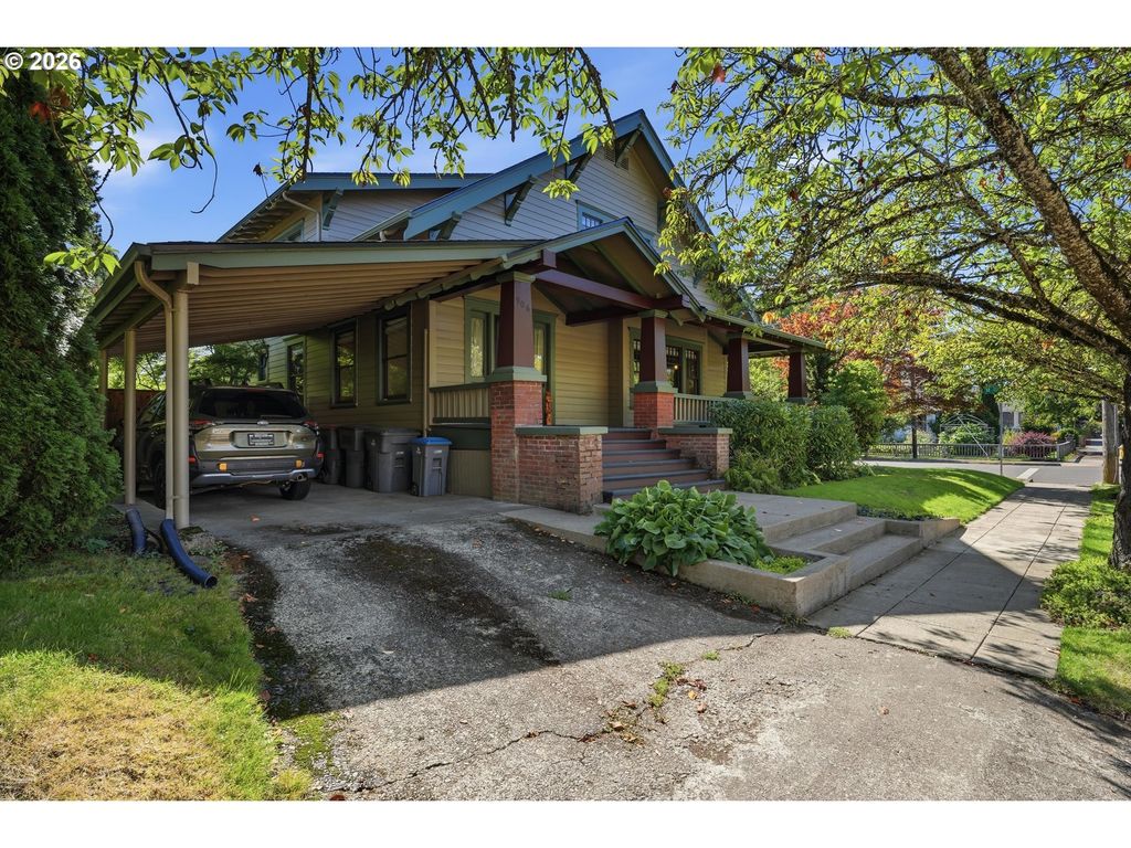 906 Se 1st St, McMinnville