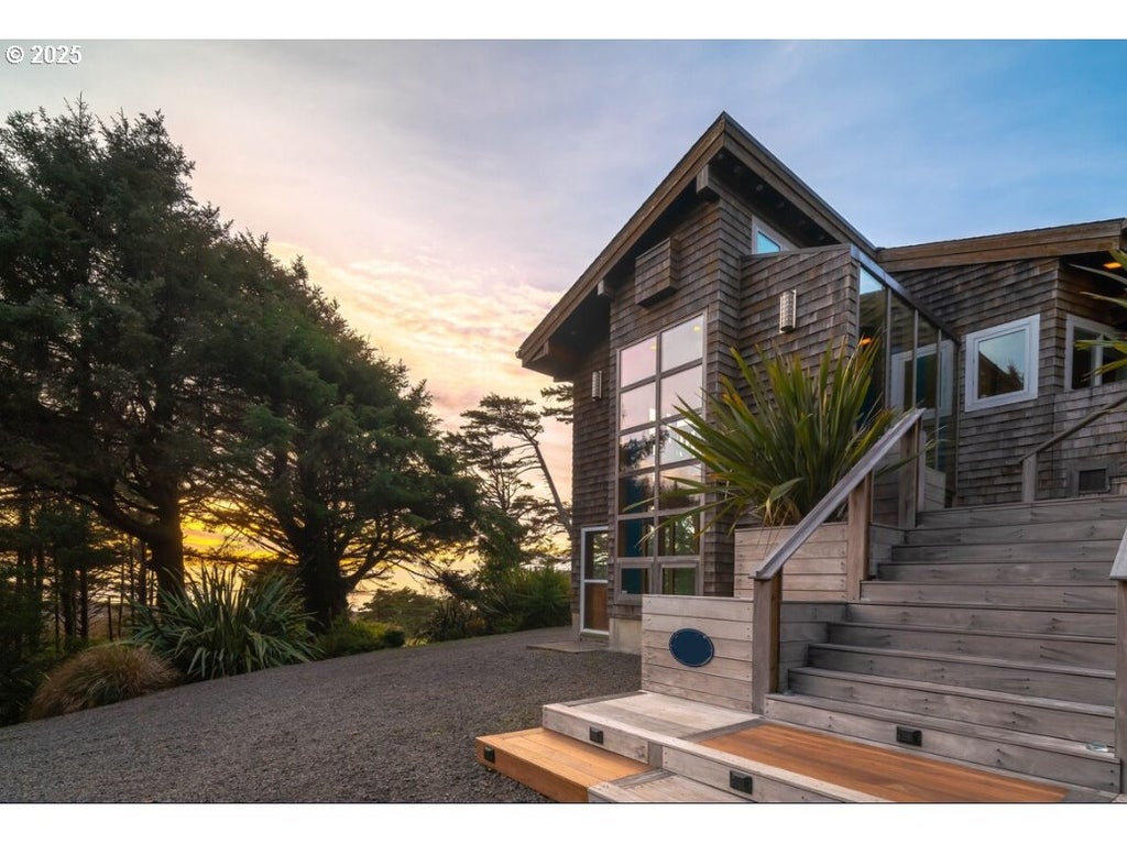 79519 Ray Brown Rd, Arch Cape