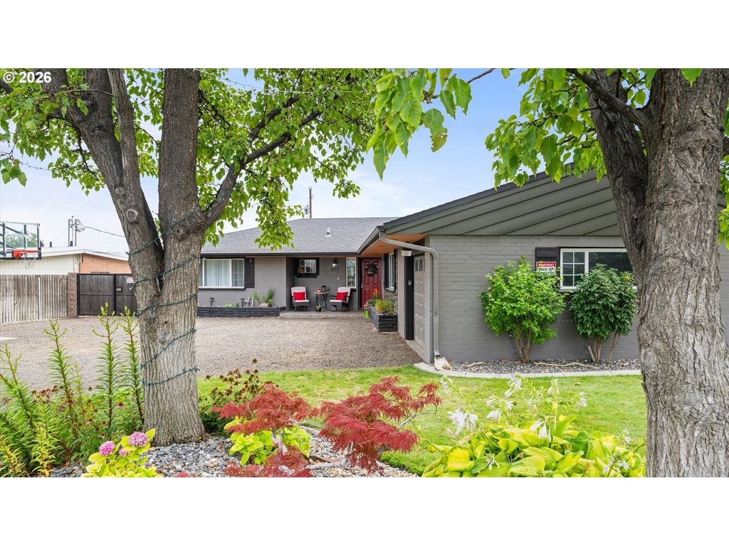428 N Underwood St, Kennewick