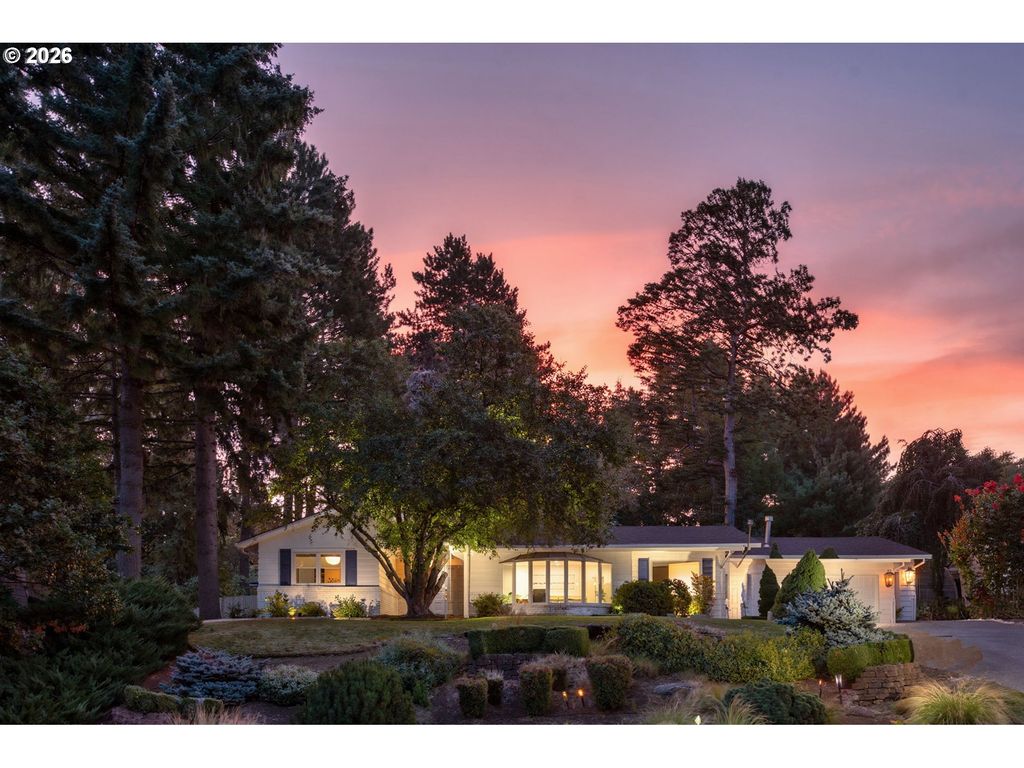 16933 Greentree Ave, Lake Oswego