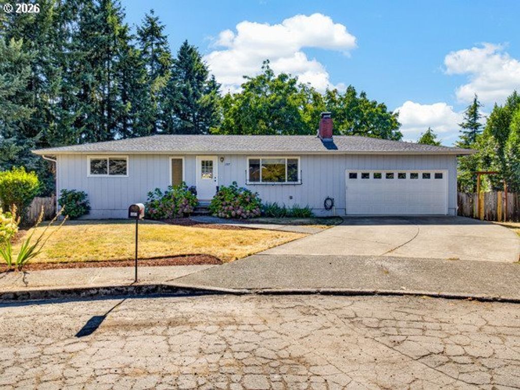 1307 Sherri Ct, West Linn