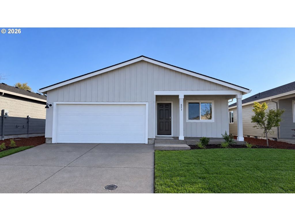 651 Minnesota St, Lebanon