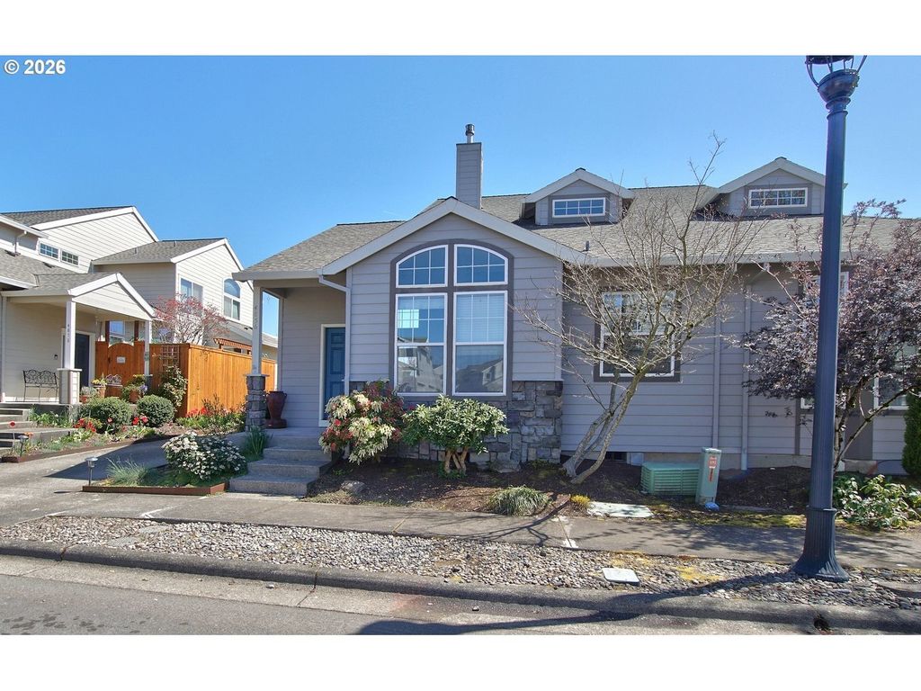 4856 Nw Huserik Dr, Portland