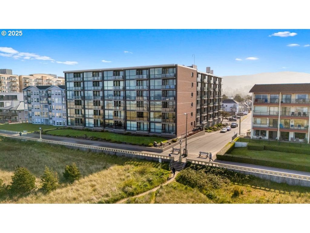 475 S Prom 410, Seaside