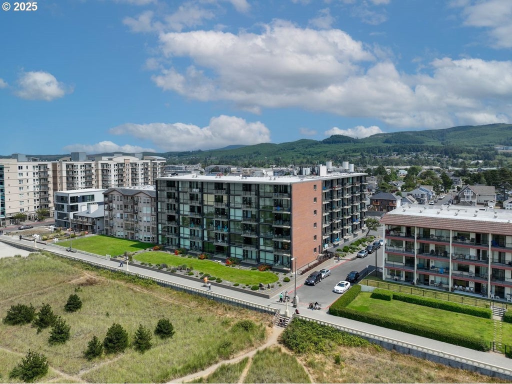 475 S Prom 410, Seaside