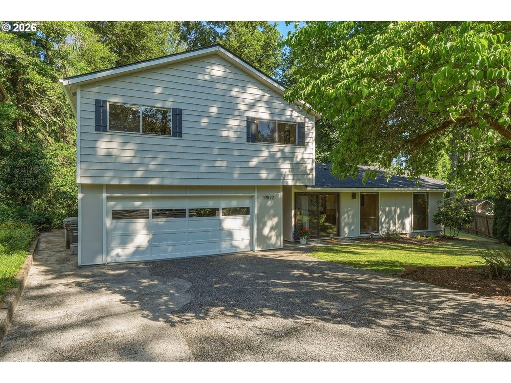 19872 White Cloud Cir, West Linn