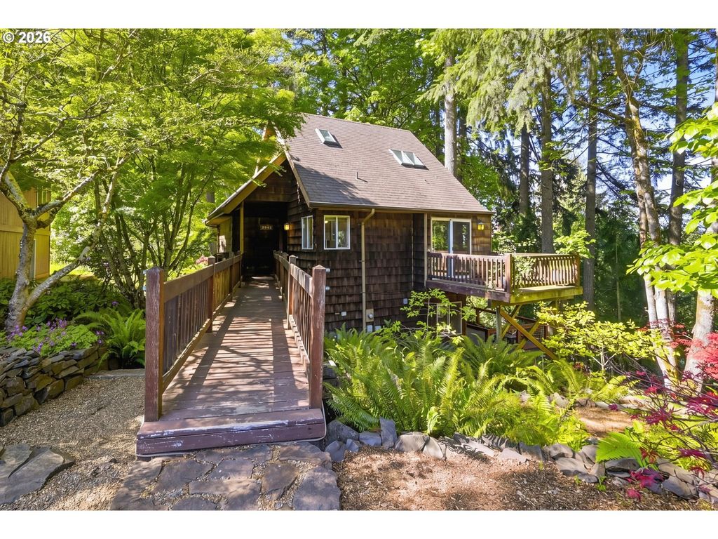 2942 Riverview St, Eugene