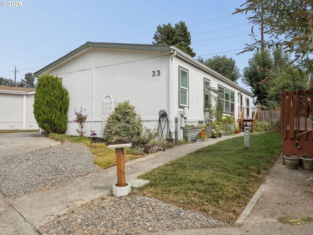 3201 Ne 223rd Ave 33, Fairview