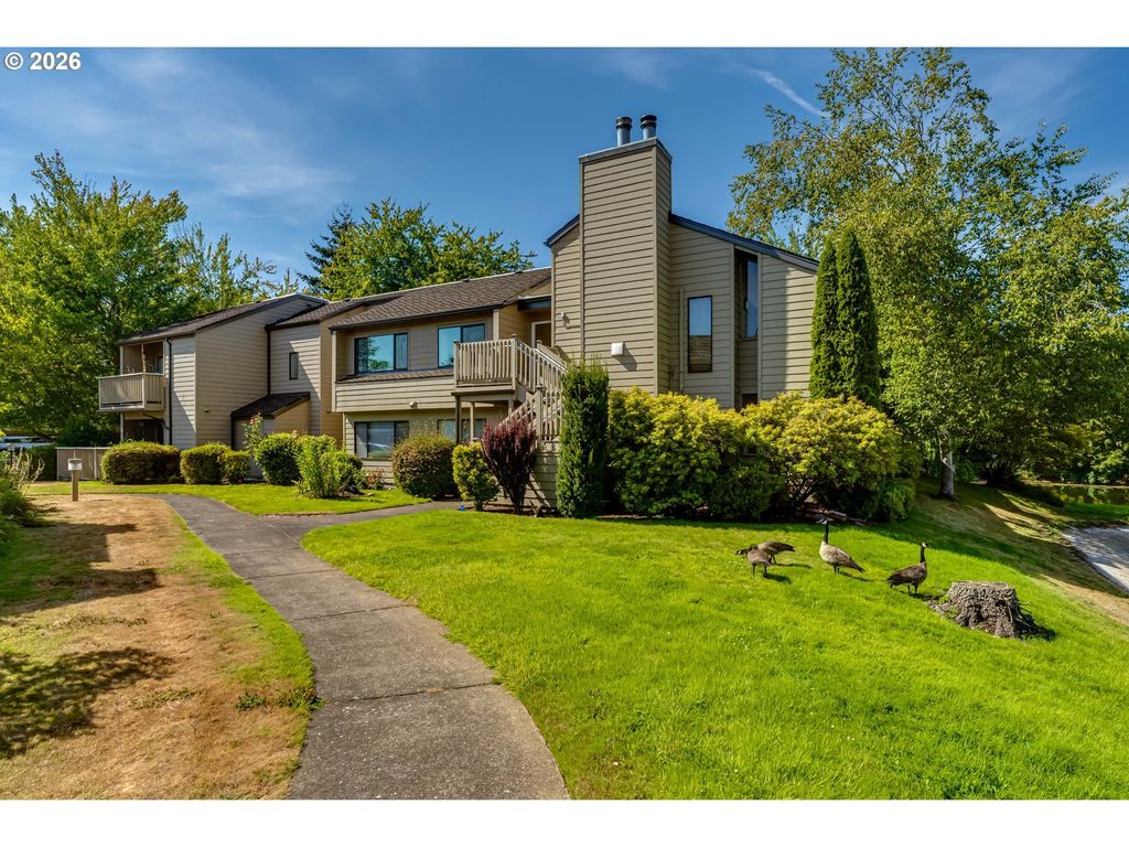 2185 Lake Isle Ct, Eugene