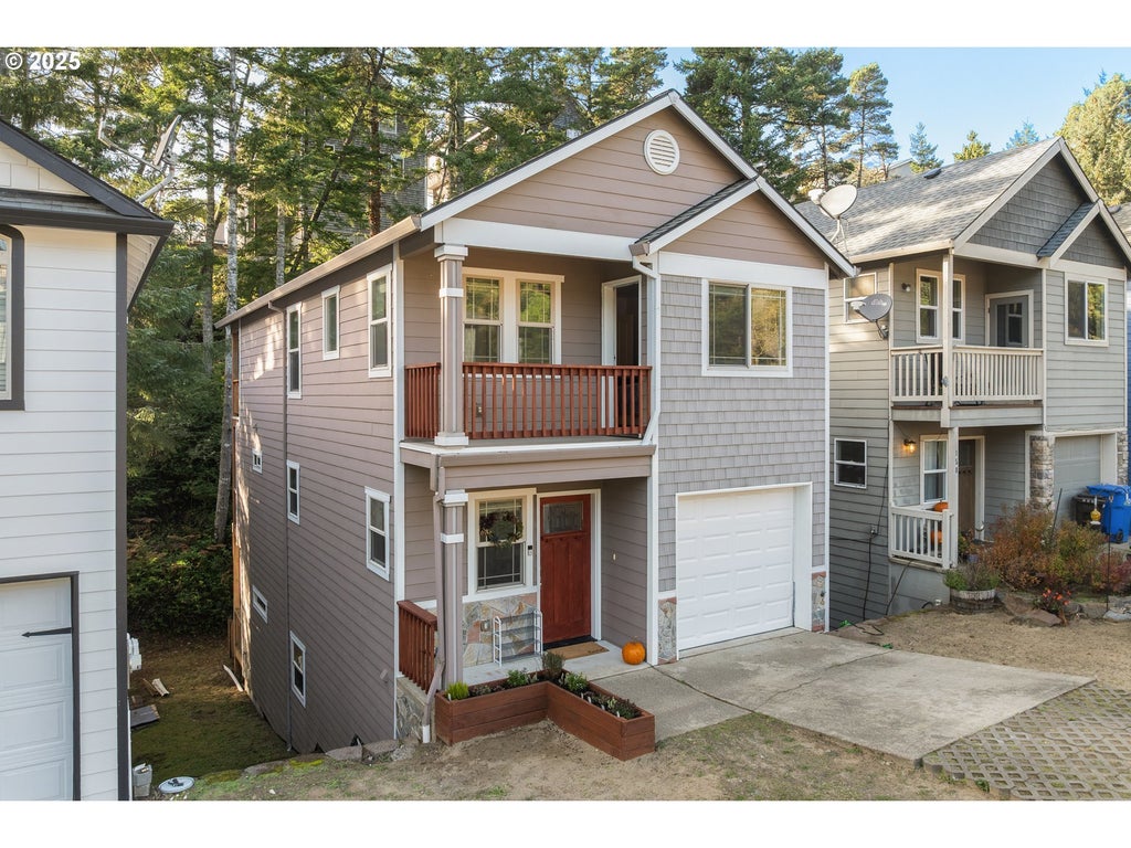 140 Breezee Way, Tillamook