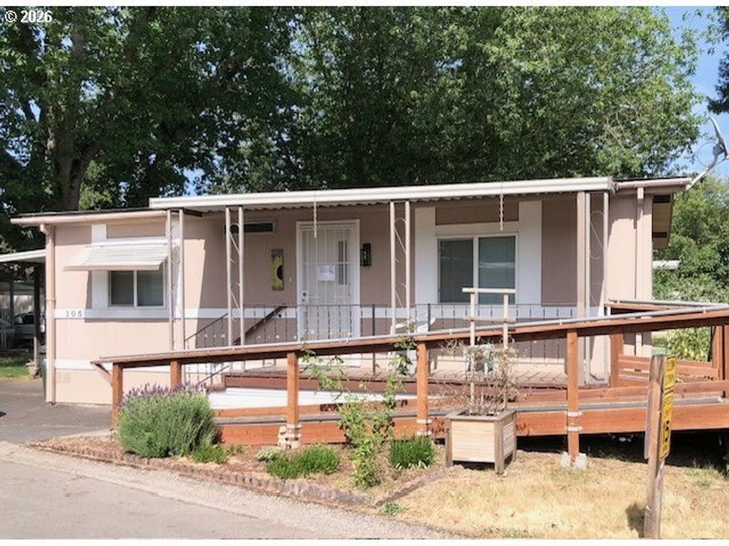 1475 Green Acres 105, Eugene