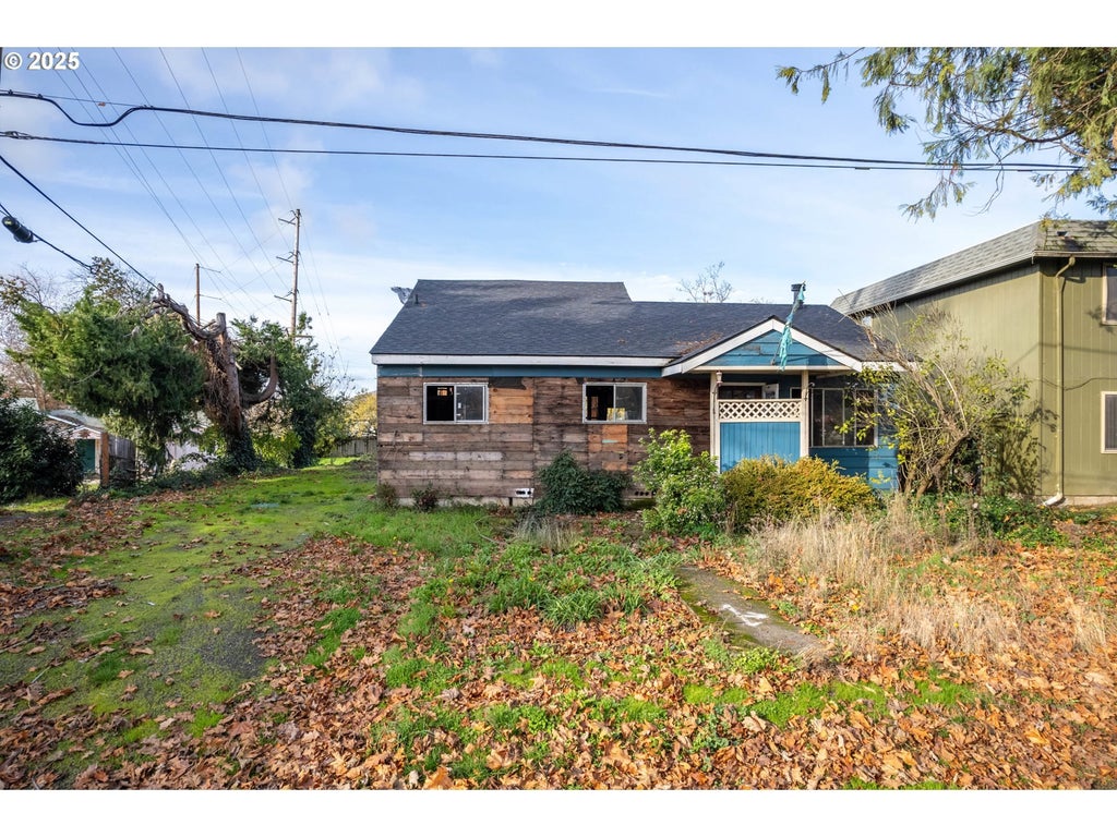 32633 W Mckenzie St, Eugene