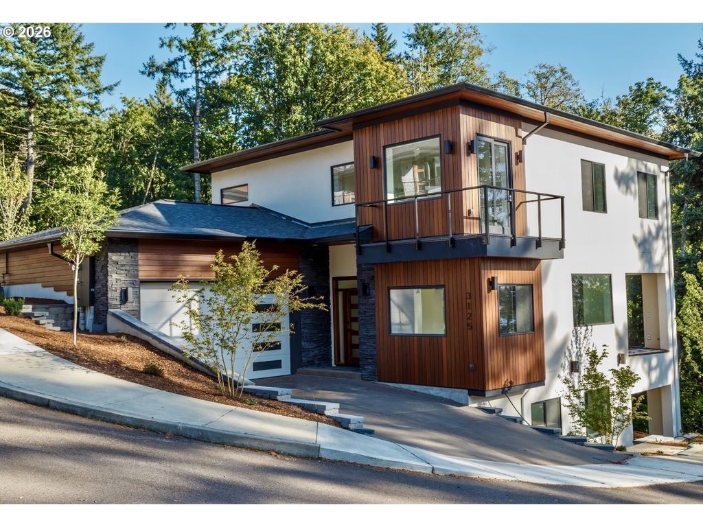 3125 Nw Blue Sky Ln, Portland