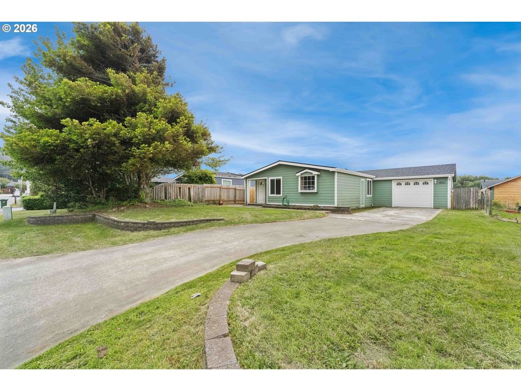 1188 Indiana Ave, Bandon