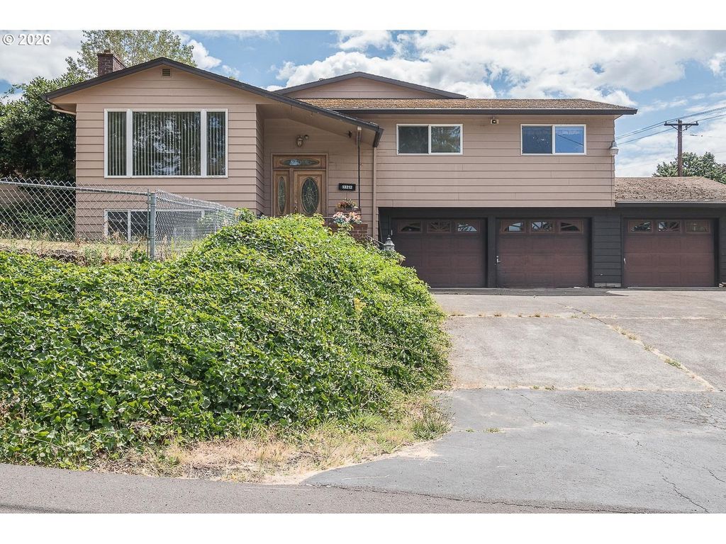 13212 Se Lucille St, Happy Valley