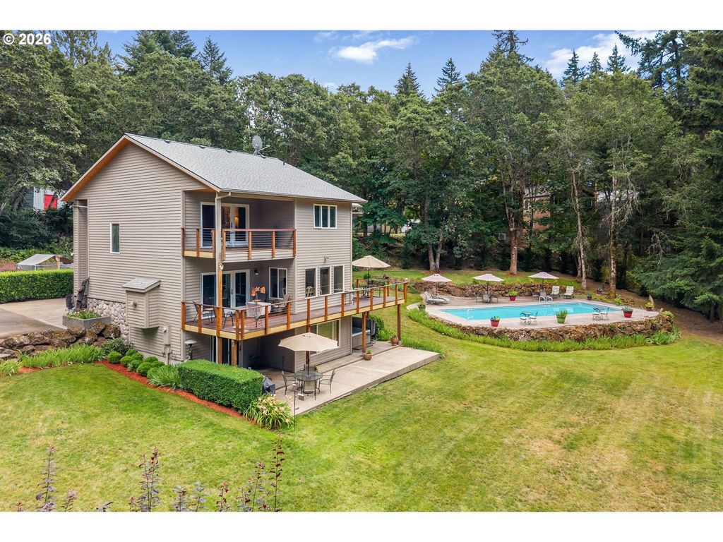 725 W Jewett Blvd, White Salmon