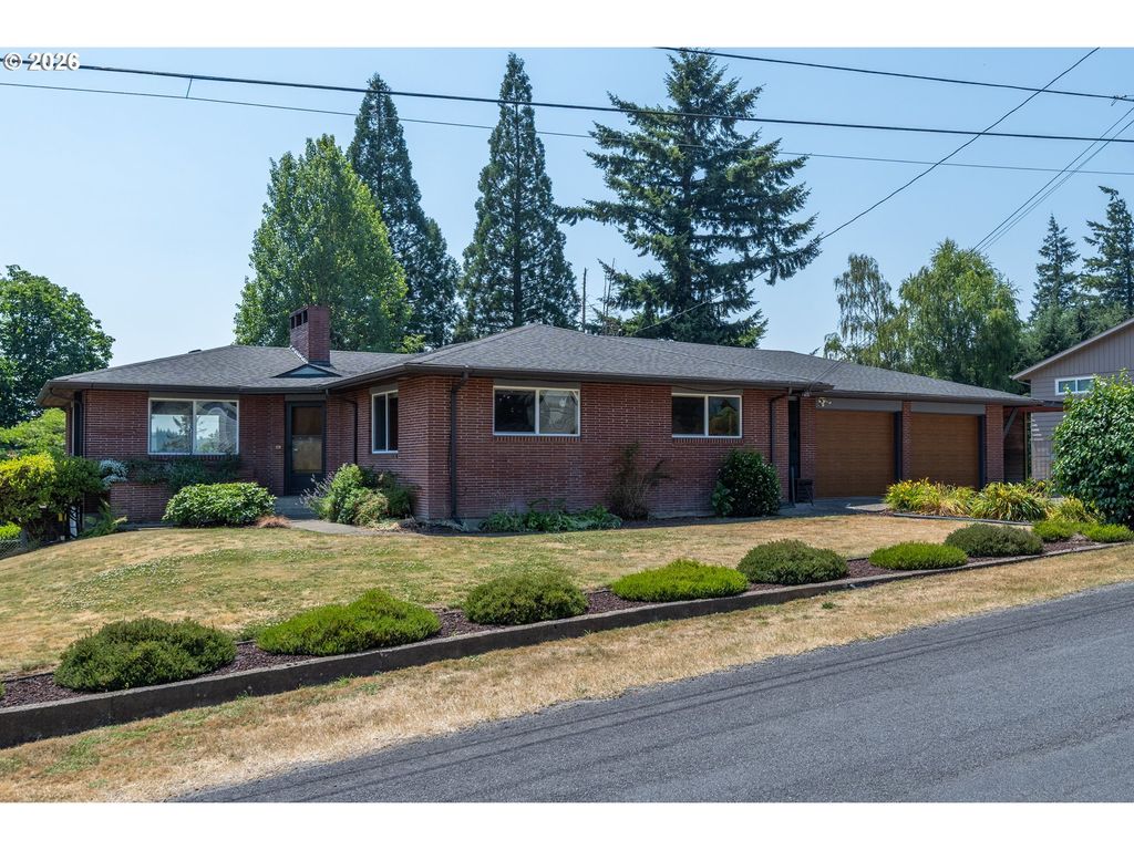 135 Victoria St, Longview