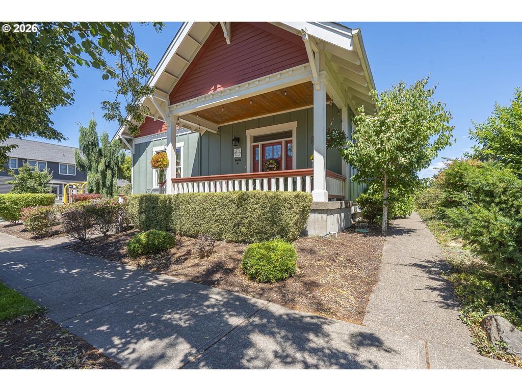 1400 Emerson Ln, Monmouth