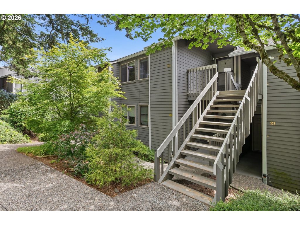 44 Eagle Crest Dr 26, Lake Oswego