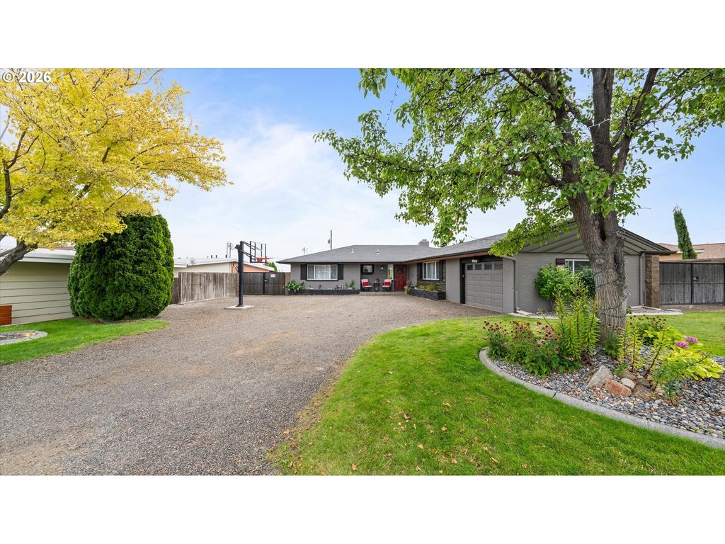 428 N Underwood St, Kennewick