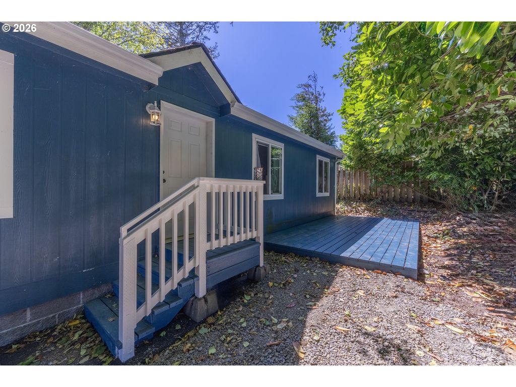 2705 Ne Reef Ave, Lincoln City