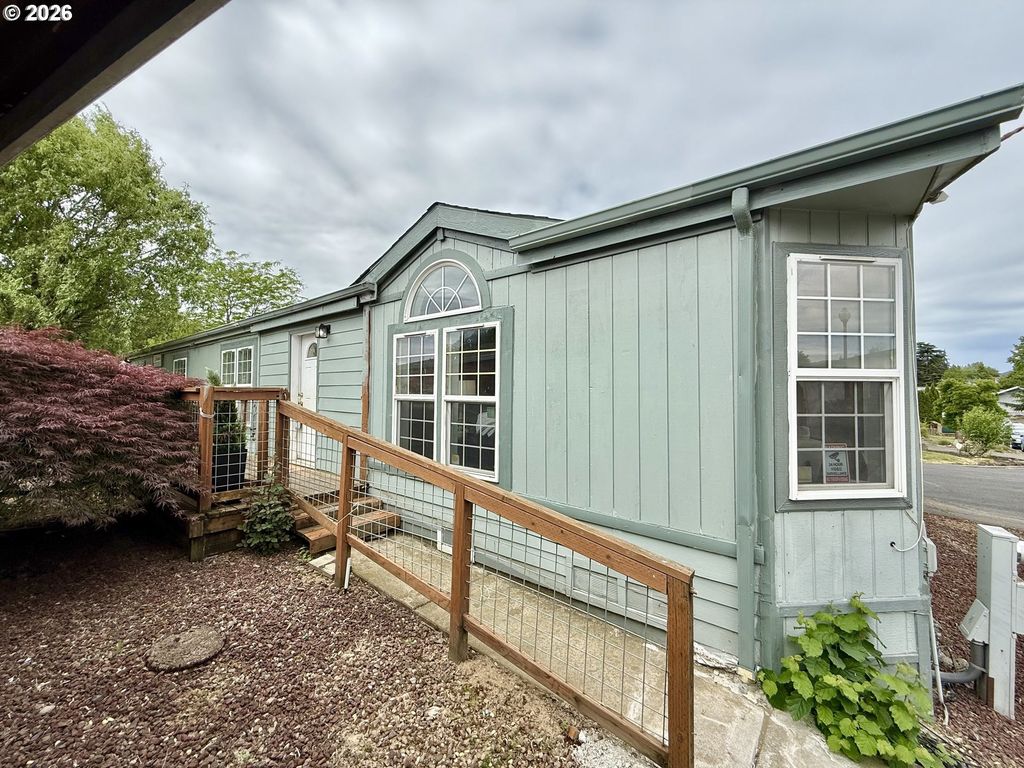 1282 E 3rd St 37, Lafayette