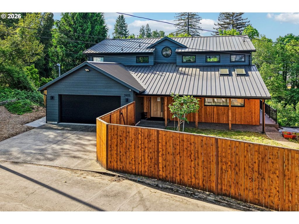 3905 N Overlook Ter, Portland