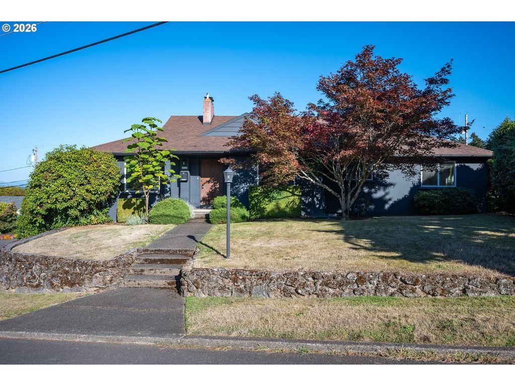 8020 Sw Ruby Ter, Portland