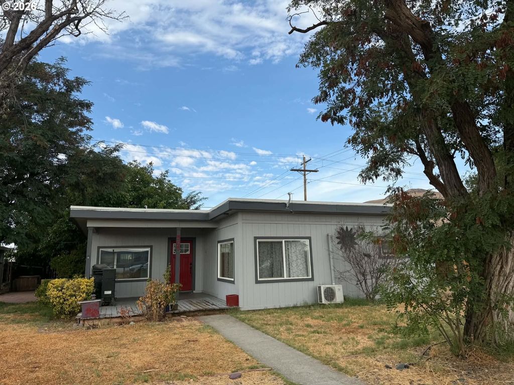 206 Sage St, Roosevelt
