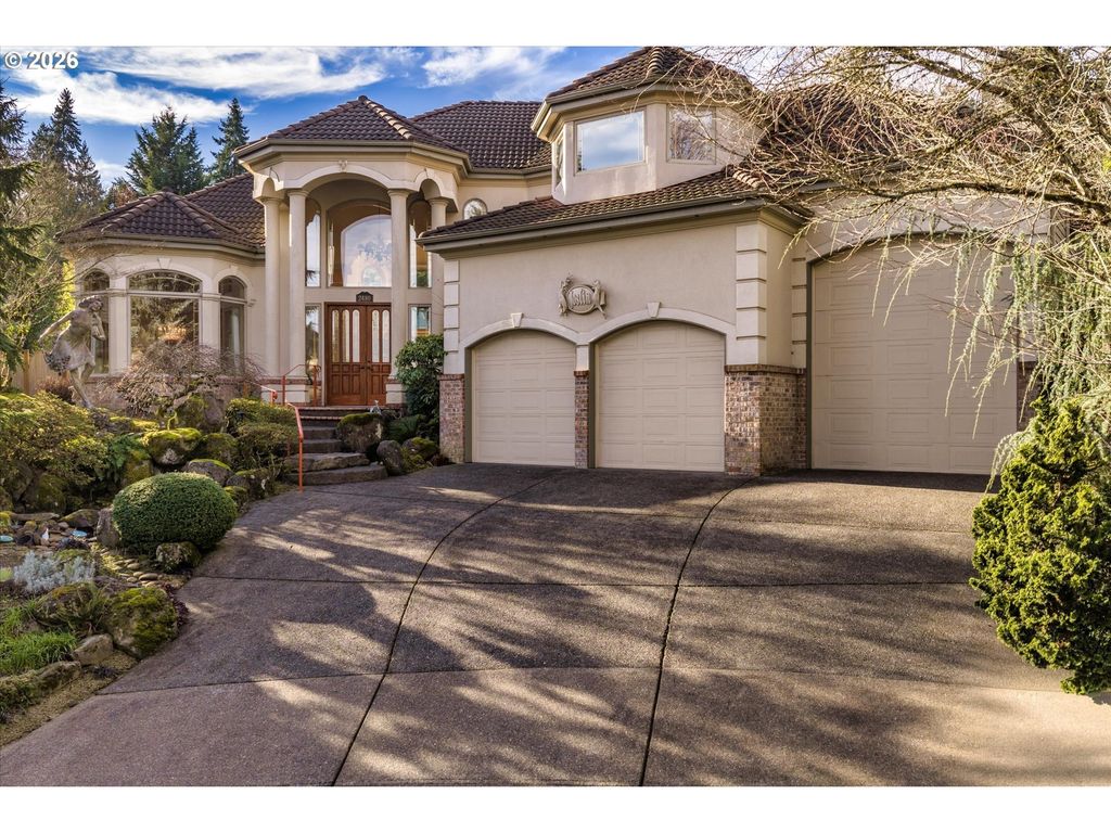 2480 Marylshire Ln, Lake Oswego