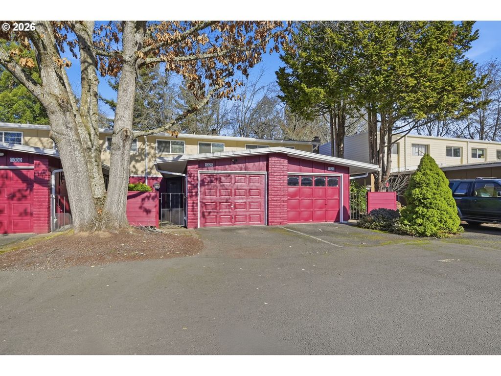 1326 Quaker St, Eugene