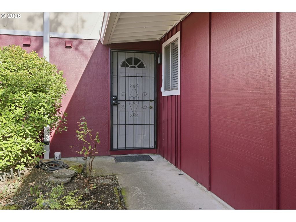 1326 Quaker St, Eugene