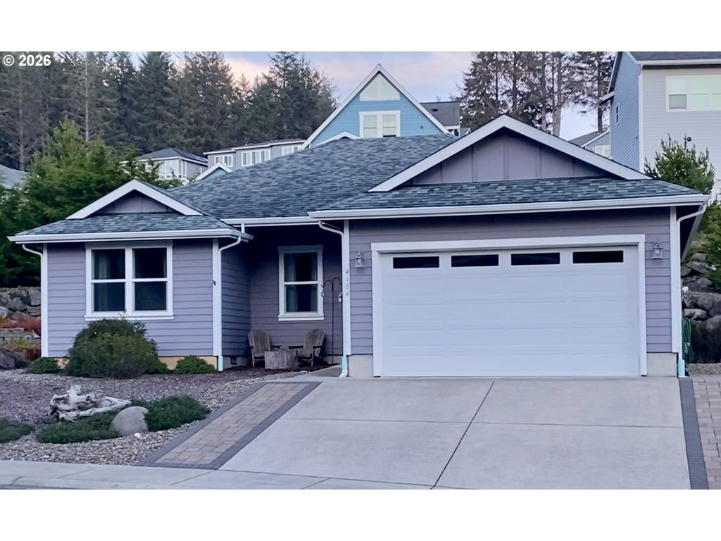 4184 Se Inlet Ave, Lincoln City