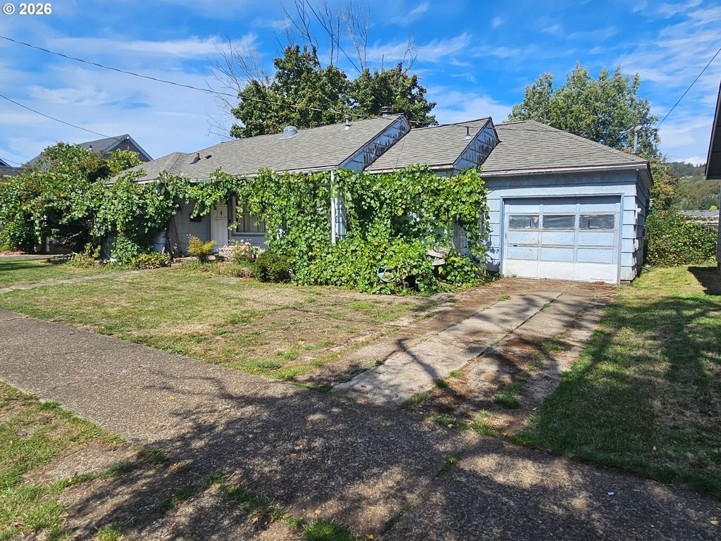 427 Ne Yamhill St, Sheridan