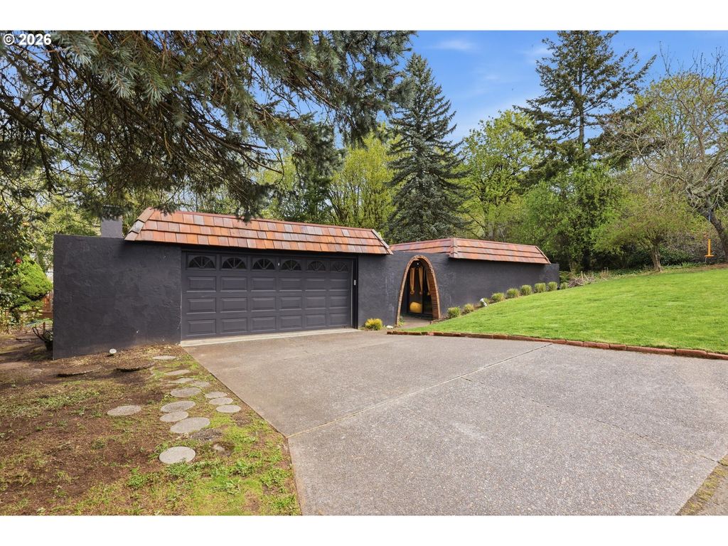 6011 Sw Salmon St, Portland