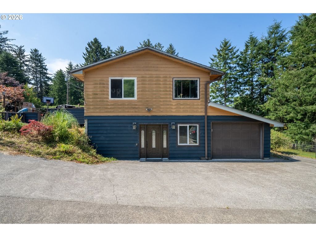 2775 Champagne Ln, Tillamook