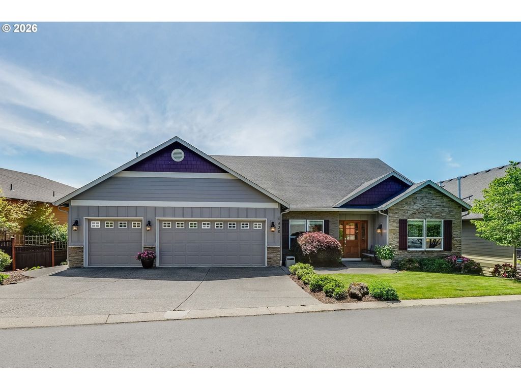 430 N Stonegate Dr, Washougal